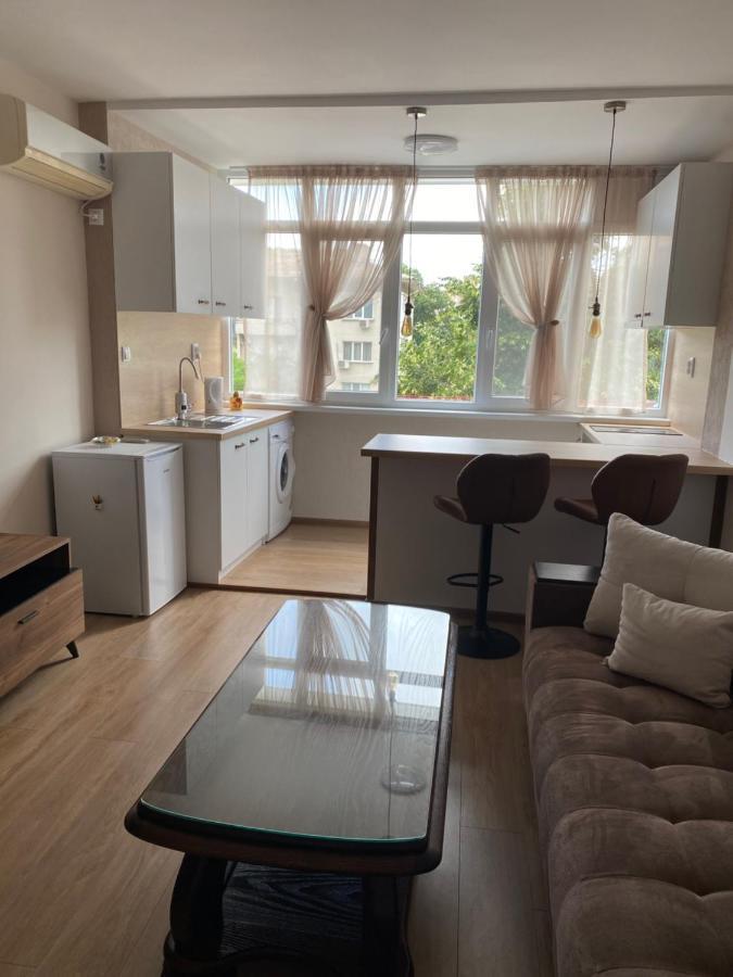 Rose Apartment Karlovo Exterior photo
